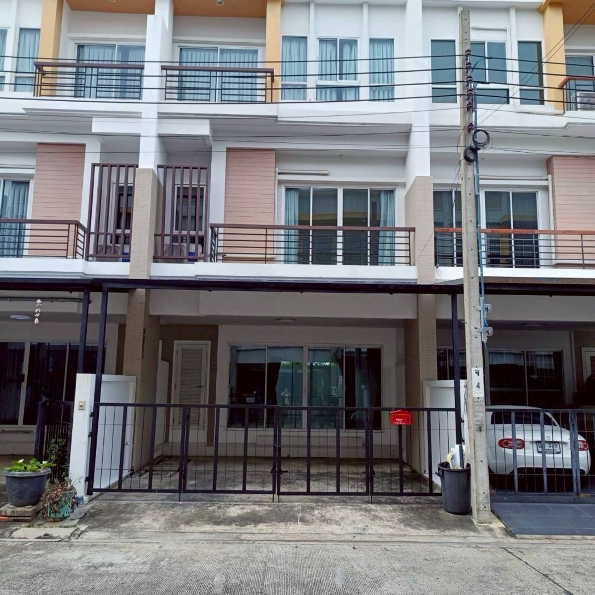 ให้เช่าทาวน์โฮมเกษตร นวมินทร์ ลาดปลาเค้า : ให้เช่าทาวน์โฮมภณาสิริเรสซิเด้นซ์เกษตร-นวมินทร์ 🏡🎉🎉聯排別墅出租，Phanasiri Residence Kaset-Nawamin 
