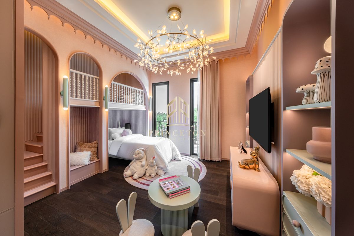 For SaleHouseBangna, Bearing, Lasalle : Exclusive 3-Storey Luxury House, CINQ ROYAL The Eighteen, Bangna KM.7 📞092-4252445