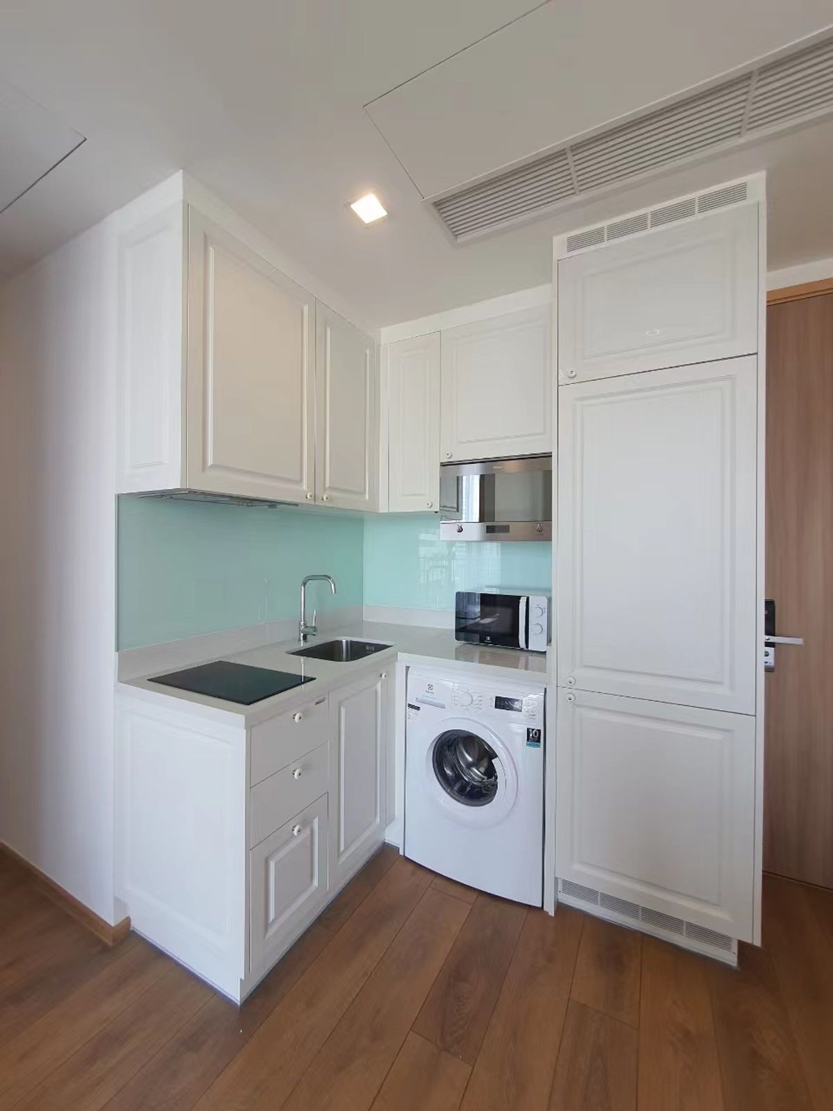 ให้เช่าคอนโดสุขุมวิท อโศก ทองหล่อ : Noble Be33 2bedrooms 2bathrooms for rent