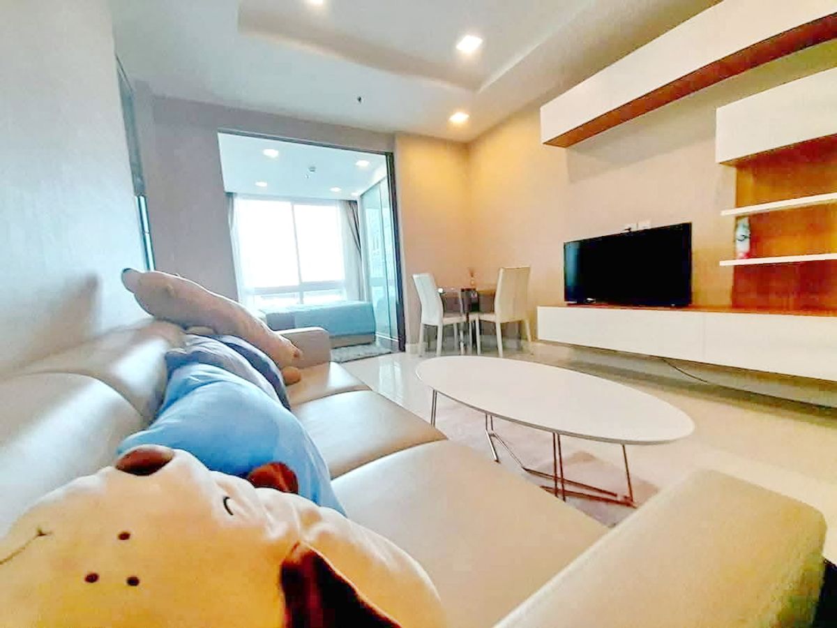 For RentCondoSamut Prakan,Samrong : Beautiful room, view pool, rent 13,500 baht, 1 bedroom, The Metro Polyn Samrong Interchange, next to the BTS Samrong Station.