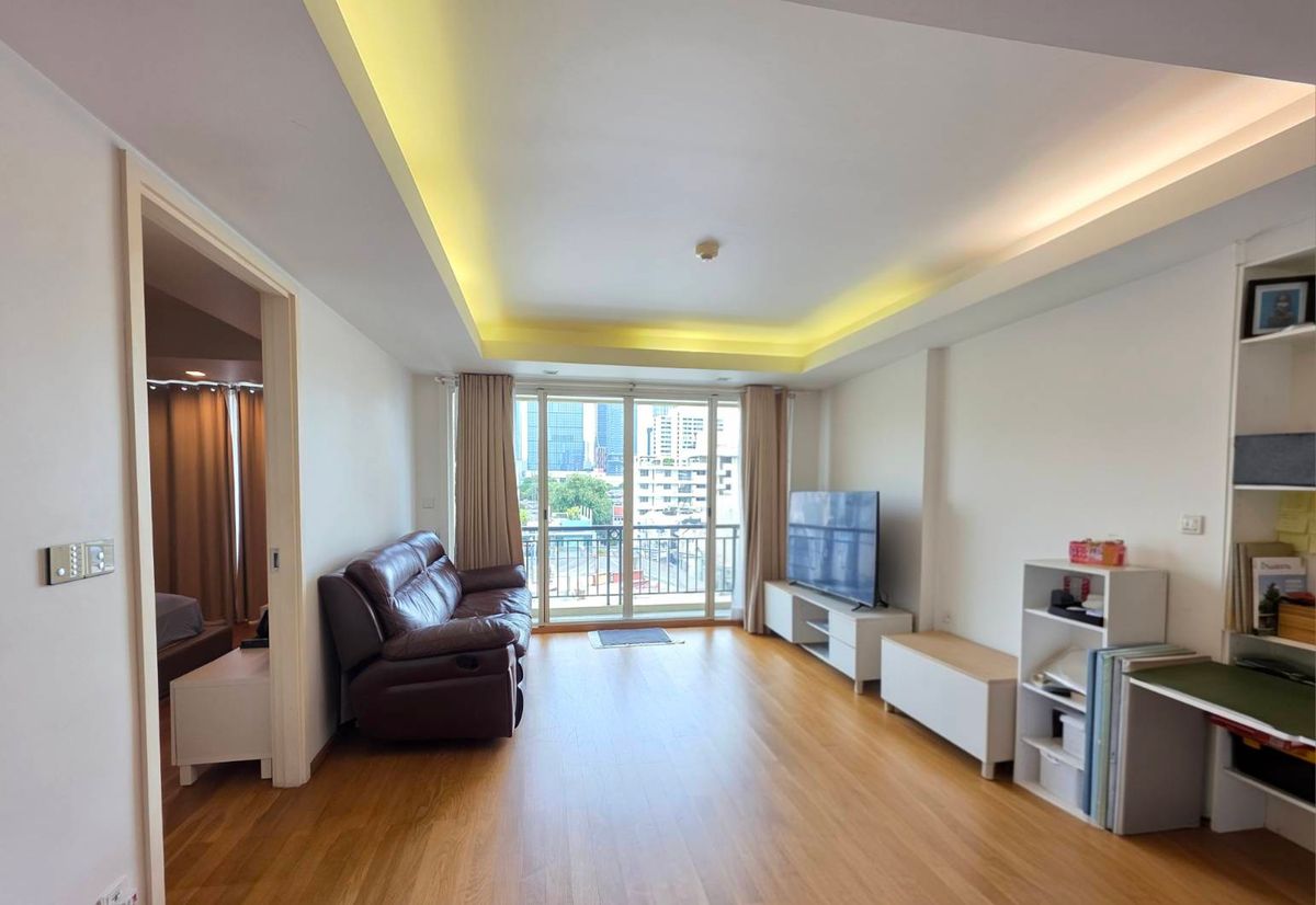 CondoWitthayu, Chidlom, Langsuan, Ploenchit : Sell/rent 1 bedroom, big room, south view, not bloc, quiet
