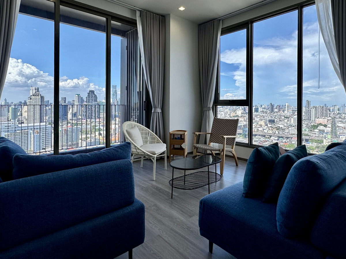 ให้เช่าคอนโดสาทร นราธิวาส : ให้เช่า คอนโด RHYTHM Charoenkrung Pavilion ใกล้ Shrewsbury International School