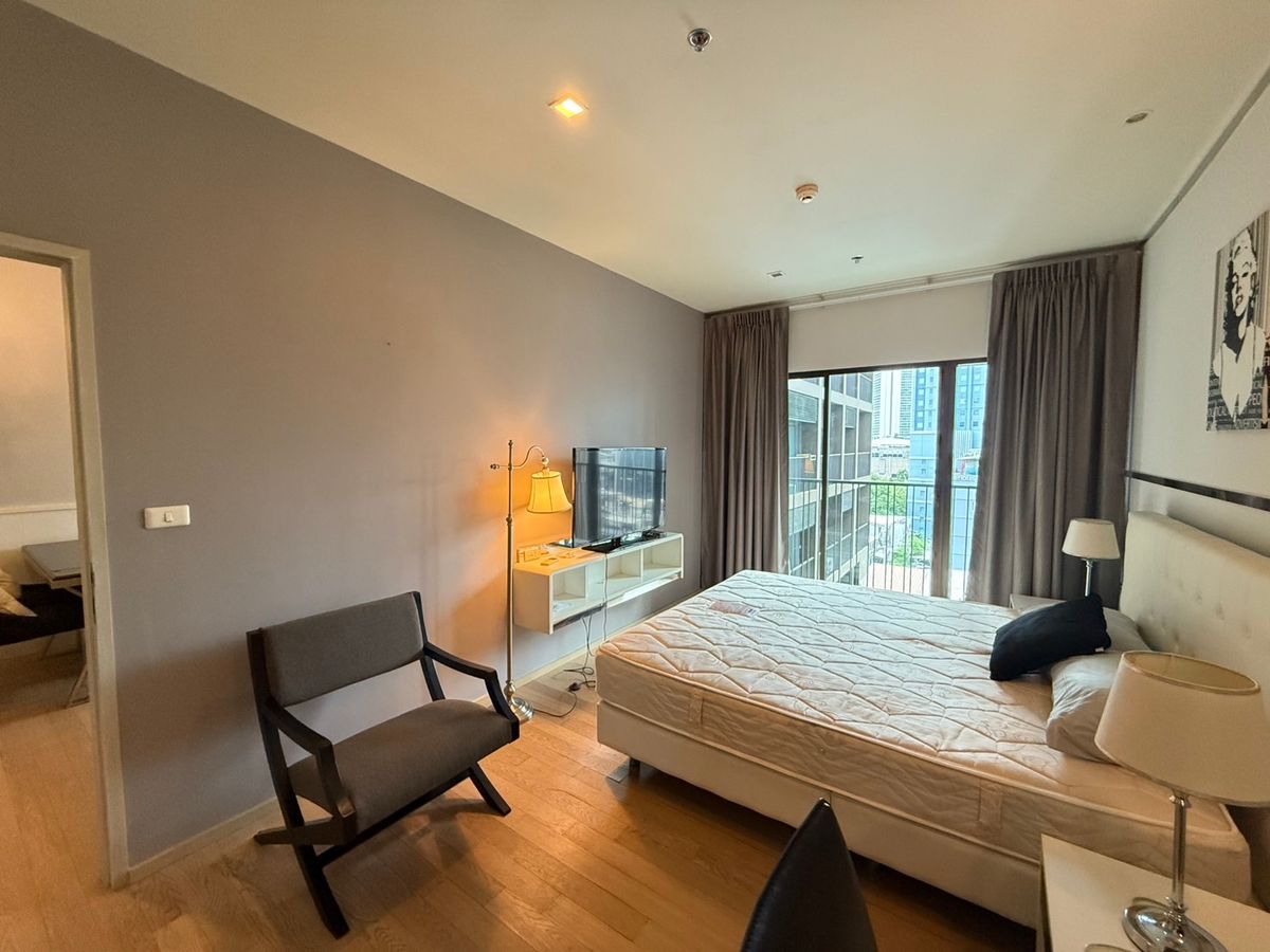 ให้เช่าคอนโดสุขุมวิท อโศก ทองหล่อ : (for rent) Noble Refine สุขุมวิท 26 ห้องใหญ่ ใกล้ BTS พร้อมพงษ์