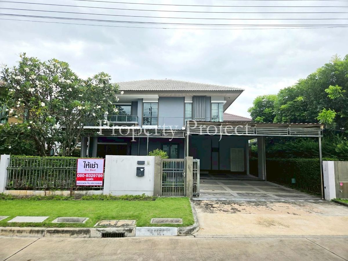 For RentHouseNonthaburi, Bang Yai, Bangbuathong : Rent a detached house, Burasiri Ratchapruek-345, in front of the Maine road, opposite Robinson Ratchaphruek