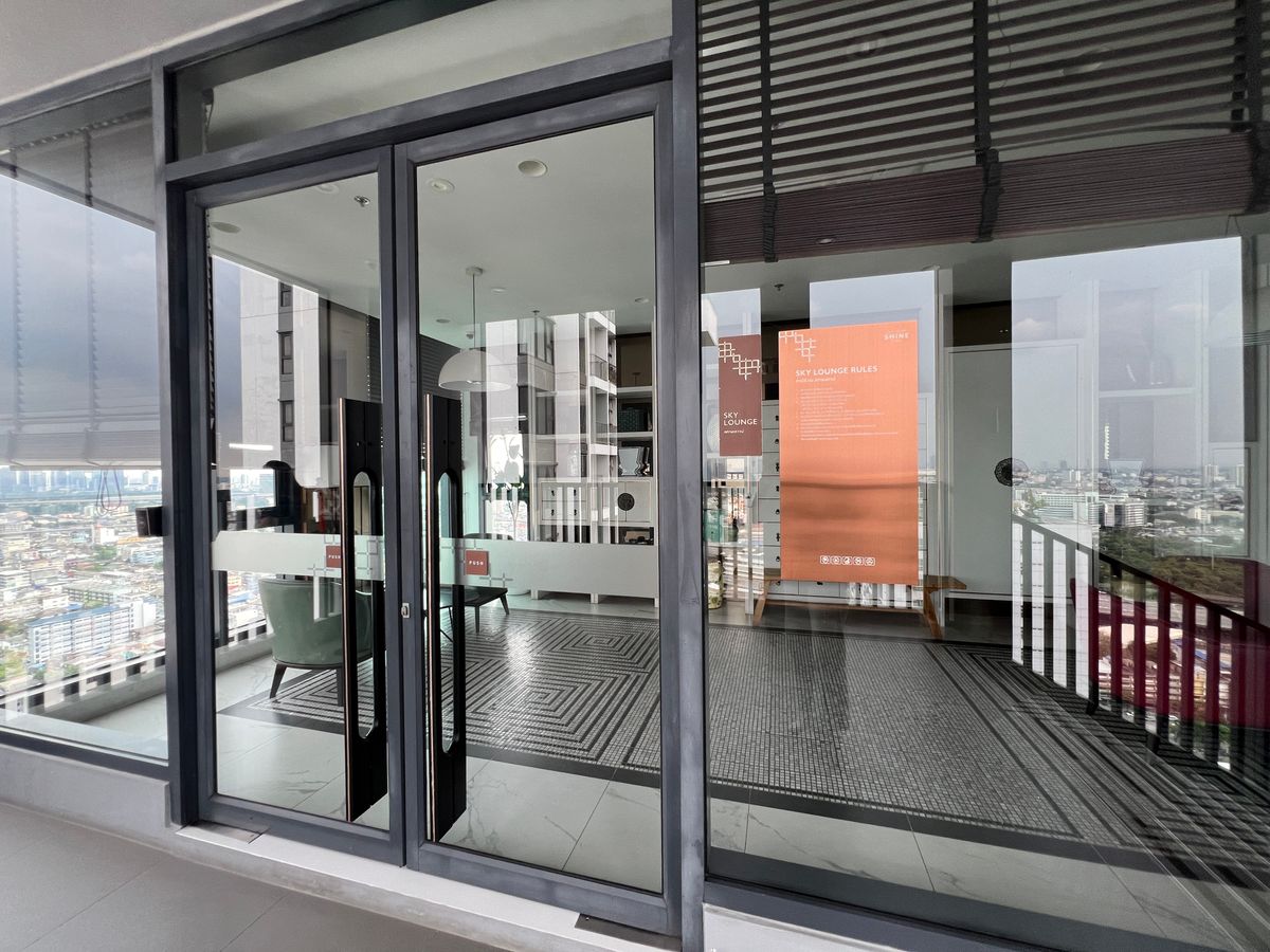 ขายคอนโดบางซื่อ วงศ์สว่าง เตาปูน : ขาย แชปเตอร์วัน ชายน์ บางโพ ห้องสวย วิวดี เดินทางสะดวก มีพื้นที่เยอะ อยู่สบาย สิ่งอำนวยความสะดวกครบเดินทางสะดวก มี 7-11 อยู่ใกล้ MRT บางโพ / รพ. บางโพเพียง 600 เมตร