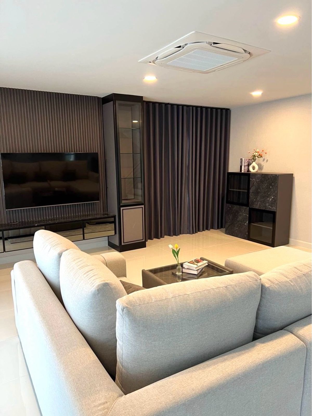 For RentHouseBangna, Bearing, Lasalle : 🔥🏡 The house is empty and ready to stay in Centro Bangna, 280 sq.m., 4 bedrooms, only 140,000 ฿/d. 095-9299924 (K. Benz)