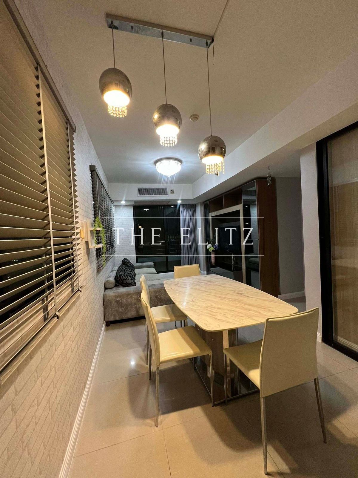 For RentCondoSukhumvit, Asoke, Thonglor : ✨ Superior level, Asoke, Supalai Premier Place, special room, business location at a price that is more than expected ✔