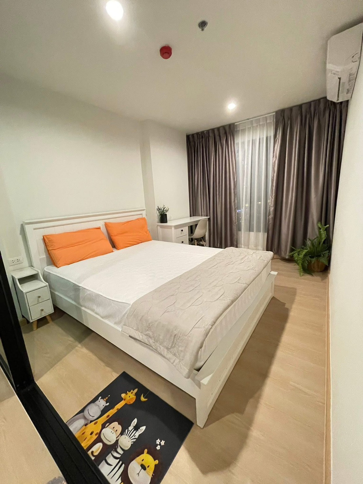 For RentCondoPathum Thani,Rangsit, Thammasat : 📌 Terra Residence | New condo next to the fence, Thammasat University, Rangsit)