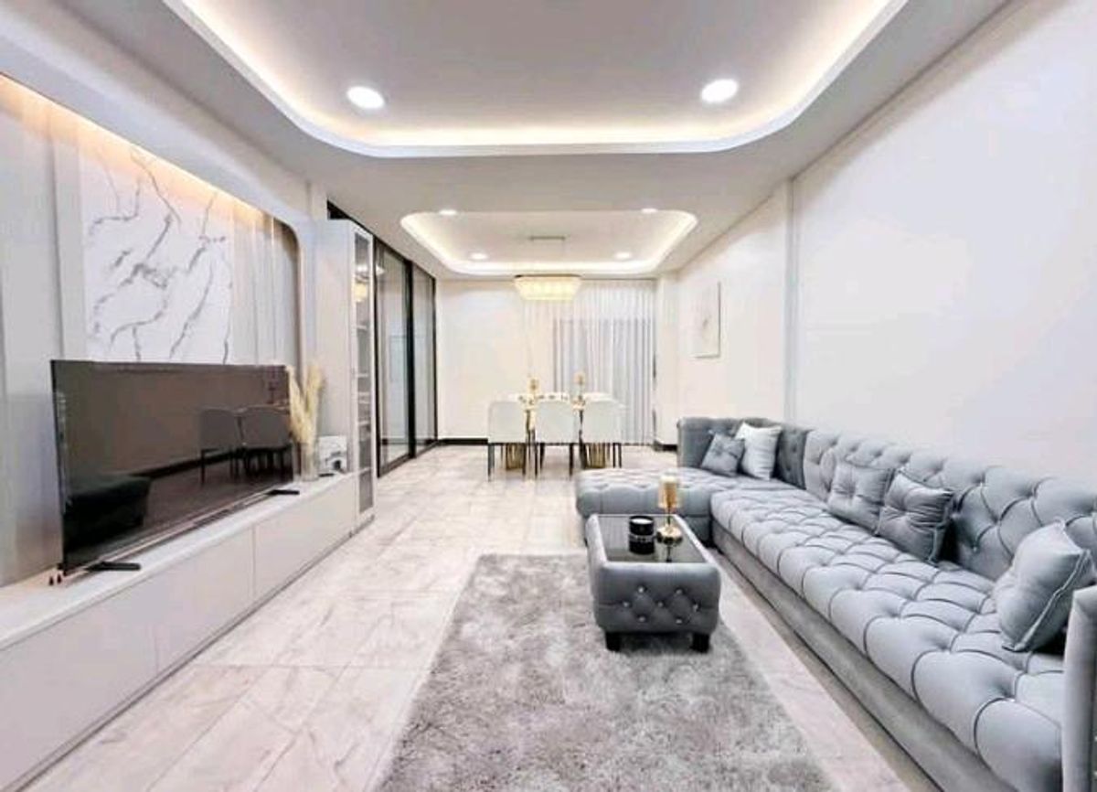 ให้เช่าบ้านพระราม 9 เพชรบุรีตัดใหม่ RCA : 🏠 Luxury House for Rent | 高端别墅出租 | บ้านหรูให้เช่า 