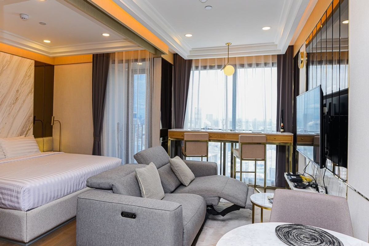 ให้เช่าคอนโดสยาม จุฬา สามย่าน : For Rent Condo Ashton Chula - Silom fully furnished (S15-31049)