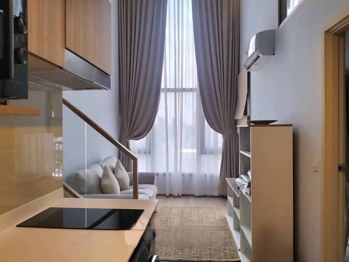 ให้เช่าคอนโดคลองเตย กล้วยน้ำไท : (for rent) Life Rama 4 - Asoke ห้อง Vertiplex ใกล้ MRT ศูนย์ประชุมแห่งชาติสิริกิติ์