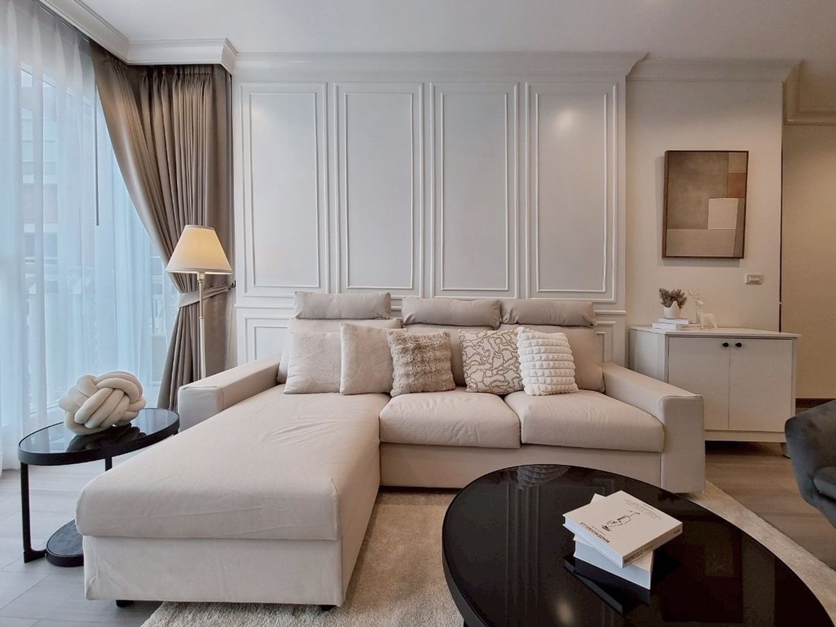 For RentCondoSukhumvit, Asoke, Thonglor : For rent and sale: RENOVATED Citismart Sukhumvit 18, 123 sqm, 3 BR/ 3B, high floor, 5 min walk to BTS Asoke/ MRT Sukhumvit