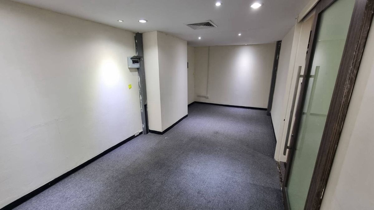 For RentOfficeSukhumvit, Asoke, Thonglor : Office for Rent near BTS Asoke – 24/7 AccessSize: 167 sq.m.