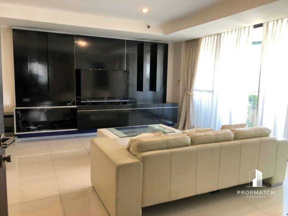 For RentCondoSukhumvit, Asoke, Thonglor : ✨flash deal ✨LAS Colinas (1Bed 2Bath 141SQM). Completely decorated !! Only 65,000 baht per month Tel.0981315848 @PropMatch