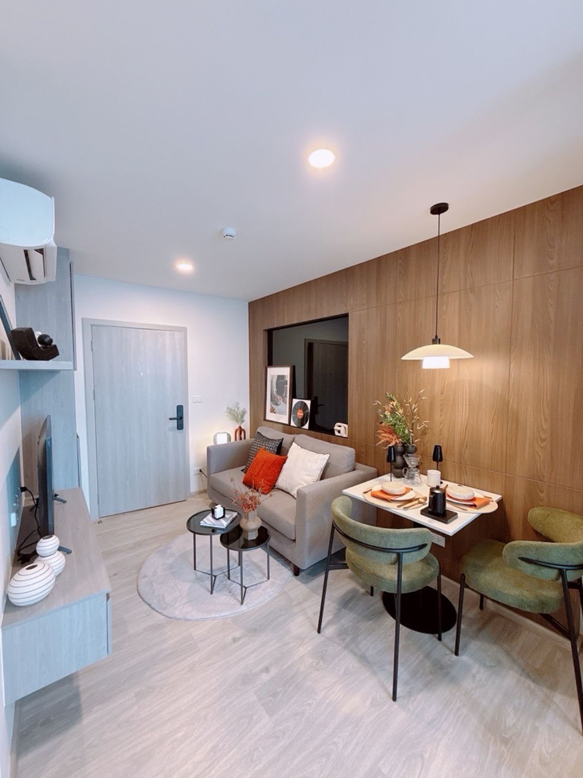 ขายคอนโดวิภาวดี ดอนเมือง หลักสี่ : ผ่อนสบาย 𝟔,𝟗𝟎𝟎/เดือน ถูกกว่าเช่า ฟรีเงินดาวน์ 𝐎 บาท 𝐒𝐎 𝐎𝐑𝐑𝐈𝐆𝐈𝐍 พหล 69 ห้องใหม่ พร้อมเข้าอยู่ ด่วนนห้องหลุดดาวน์ การันตรี ถูกที่สุด 095-489-8890 กรีน 