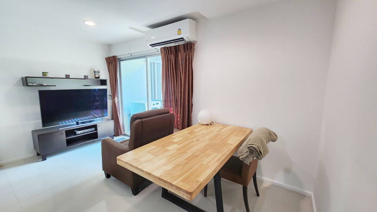 ให้เช่าคอนโดอ่อนนุช อุดมสุข : Whizdom Punnawithi Station Condo For Rent: 25,000.-THB, Low Rise,  2bedroom 2 bathroom, 63 sqm. Spacious Balcony
