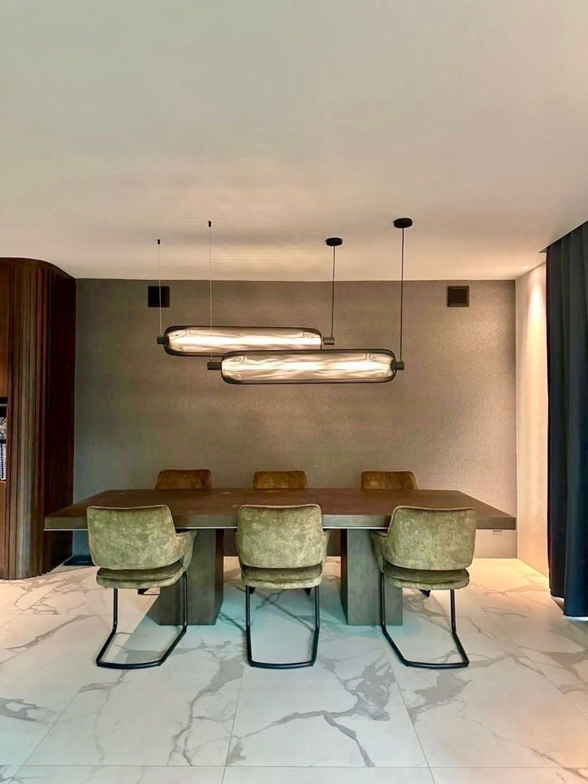 ให้เช่าบ้านพัฒนาการ ศรีนครินทร์ : 📢👇บ้านเดี่ยวใหม่ รายล้อมด้วยห้างสรรพสินค้าชั้นนำ สถาบันการศึกษา และโรงพยาบาลชั้นดี เดินทางสะดวก เชื่อมต่อหลายเส้นทางหลัก เหมาะสำหรับครอบครัวที่มองหาความสะดวกสบายและคุณภาพชีวิตที่ลงตัว