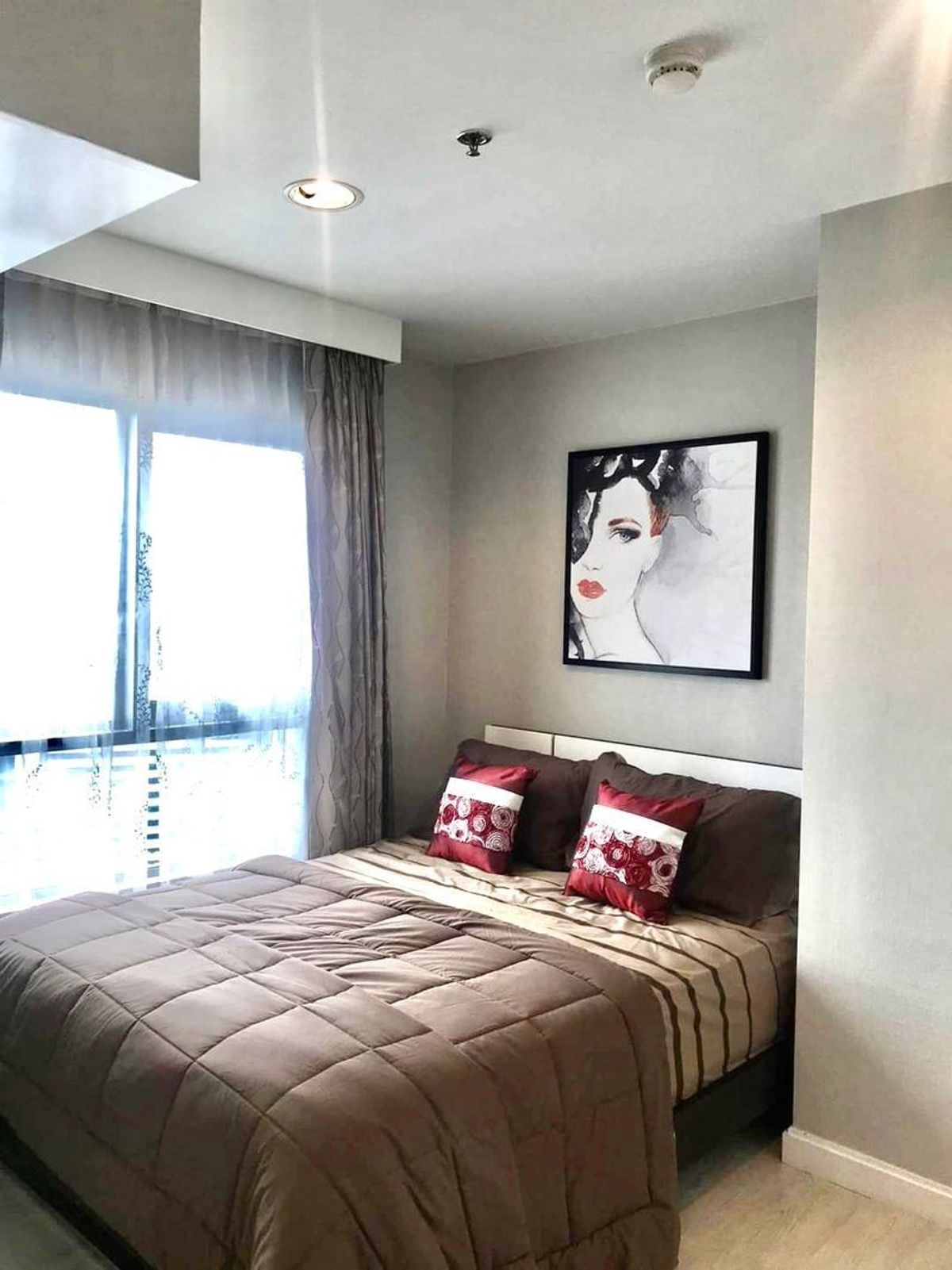 คอนโดพระราม 9 เพชรบุรีตัดใหม่ RCA : คอนโด Belle grand rama9 เดินทางสะดวก ใกล้รถไฟฟ้าเอ็มอาที มีรถรับส่ง ห้องสวย เฟอร์นิเจอร์ครบ พร้อมอยู่!!