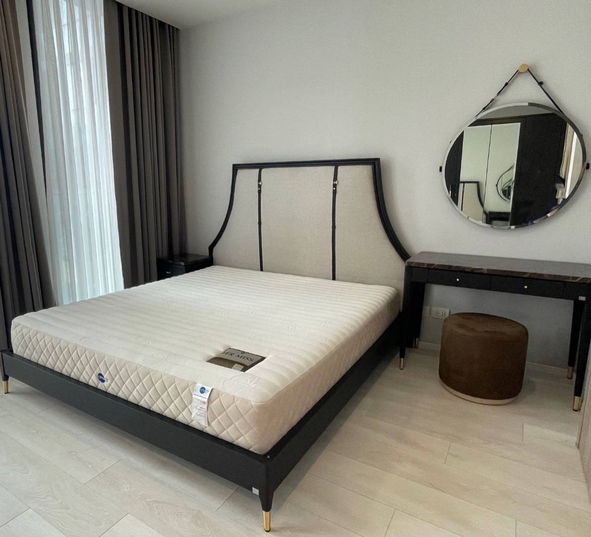 ให้เช่าคอนโดวิทยุ ชิดลม หลังสวน : SK01436 ให้เช่าคอนโด Noble Ploenchit (โนเบิล เพลินจิต) ขนาด 45 ตรม. *BTS เพลินจิต*