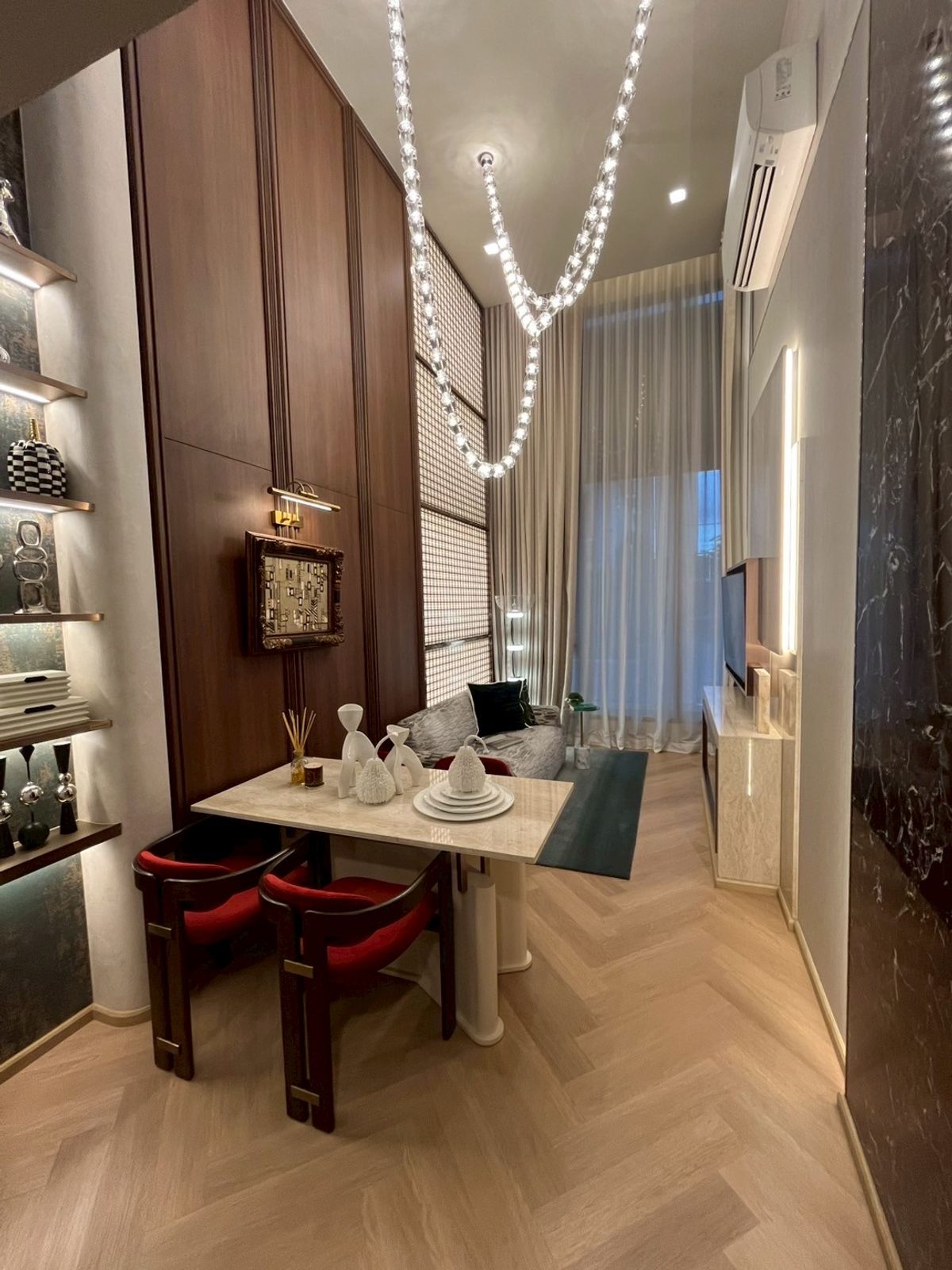 ขายคอนโดวงเวียนใหญ่ เจริญนคร : Sell! Rhythm Charoennakhon Iconic 1-Bedroom Plus 
