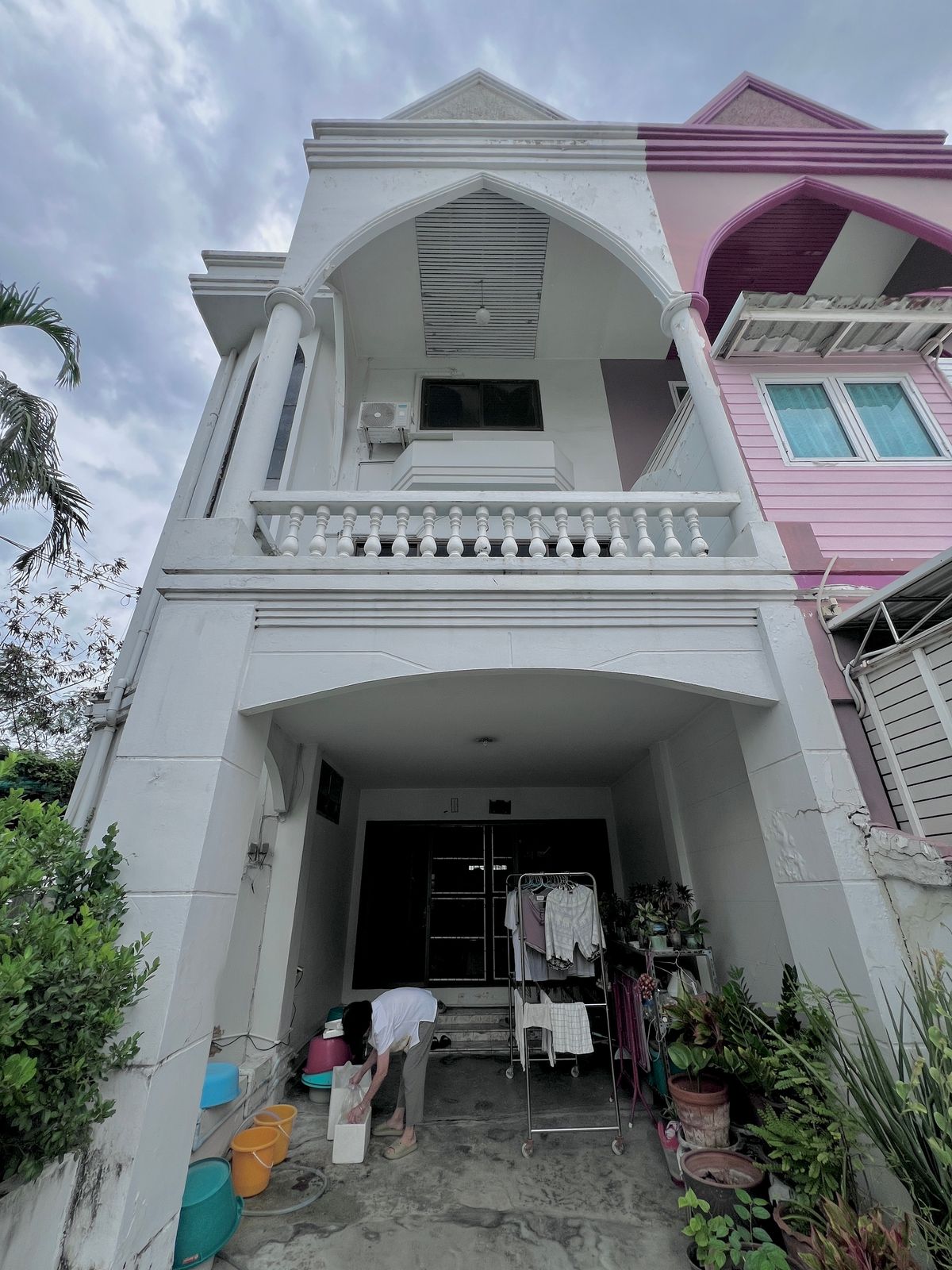 ขายทาวน์โฮมพัฒนาการ ศรีนครินทร์ : ขายด่วน ทาวน์โฮม 4 ห้องนอน 3 ห้องน้ำ 34 ตร.วา ซอย พัฒนาการ 20 แยก 6 พร้อมอยู่ 
