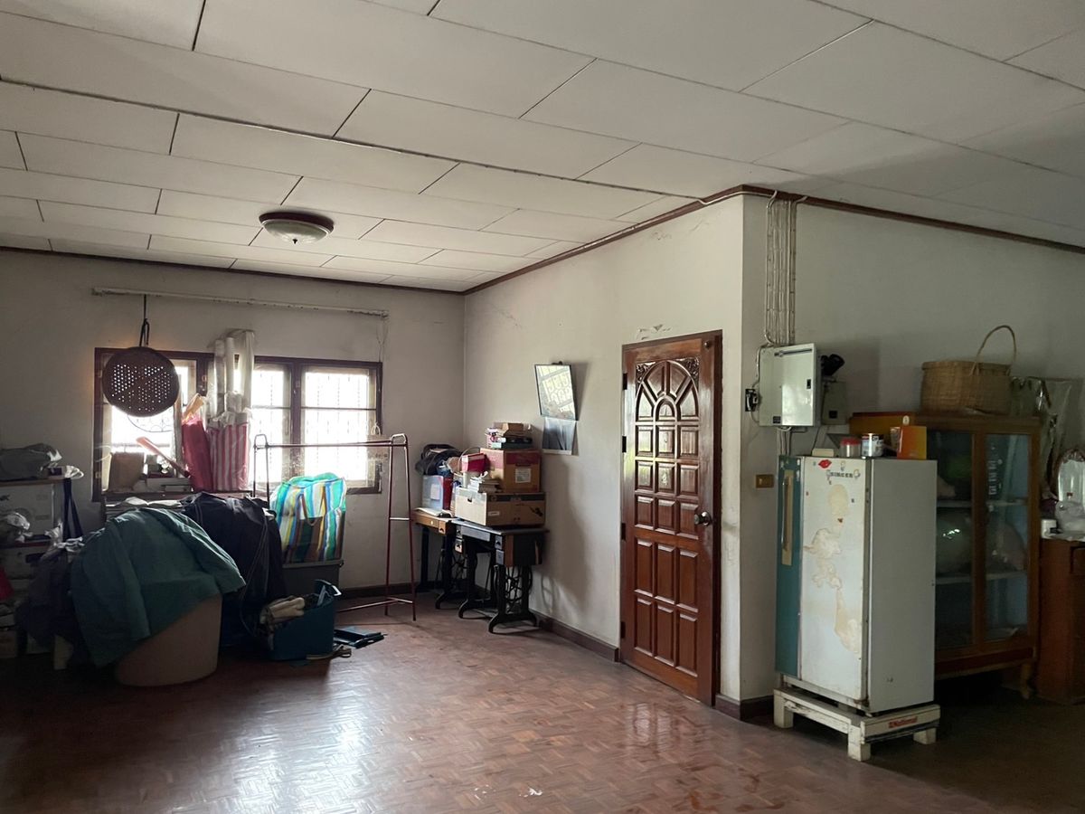 ขายบ้านเชียงราย : ขายที่ดินพร้อมบ้าน 236.7 ตรว. ติดถนนพหลโยธิน ใกล้ ม.แม่ฟ้าหลวง เชียงราย