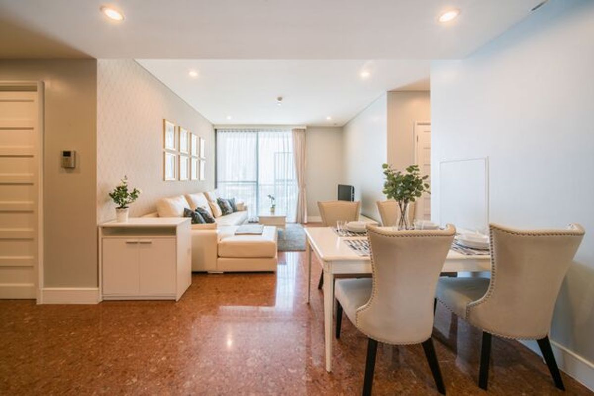 ขายคอนโดสุขุมวิท อโศก ทองหล่อ : Aguston Sukhumvit 22 / Luxury Pet-Friendly near BTS Phrom Phong / 3ห้องนอน 138 ตร.ม. โทร 0937890899
