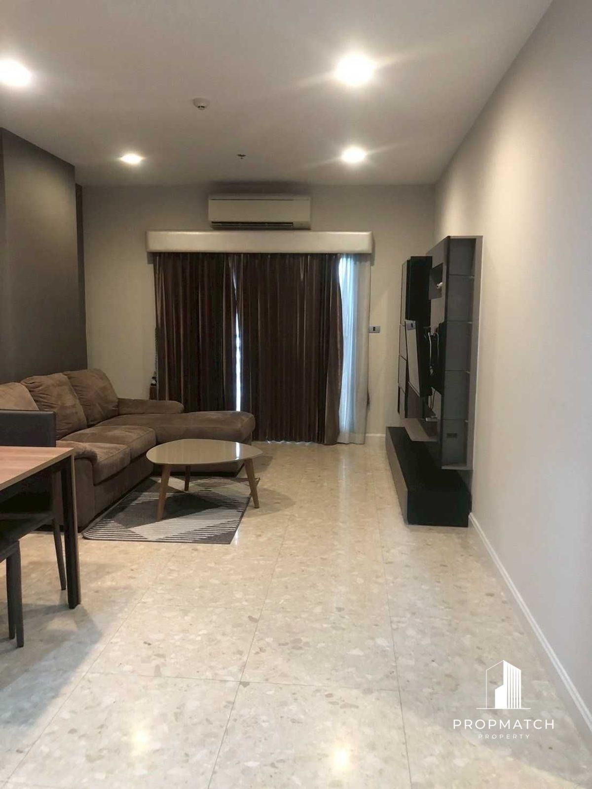 ให้เช่าคอนโดสุขุมวิท อโศก ทองหล่อ : ✨Flash Deal ✨ The Crest Sukhumvit 34( 2Bed 2Bath 70SQM.) แต่งครบพร้อมอยู่ !! เพียง 60,000บาทต่อเดือน Tel.0981315848 @propmatch