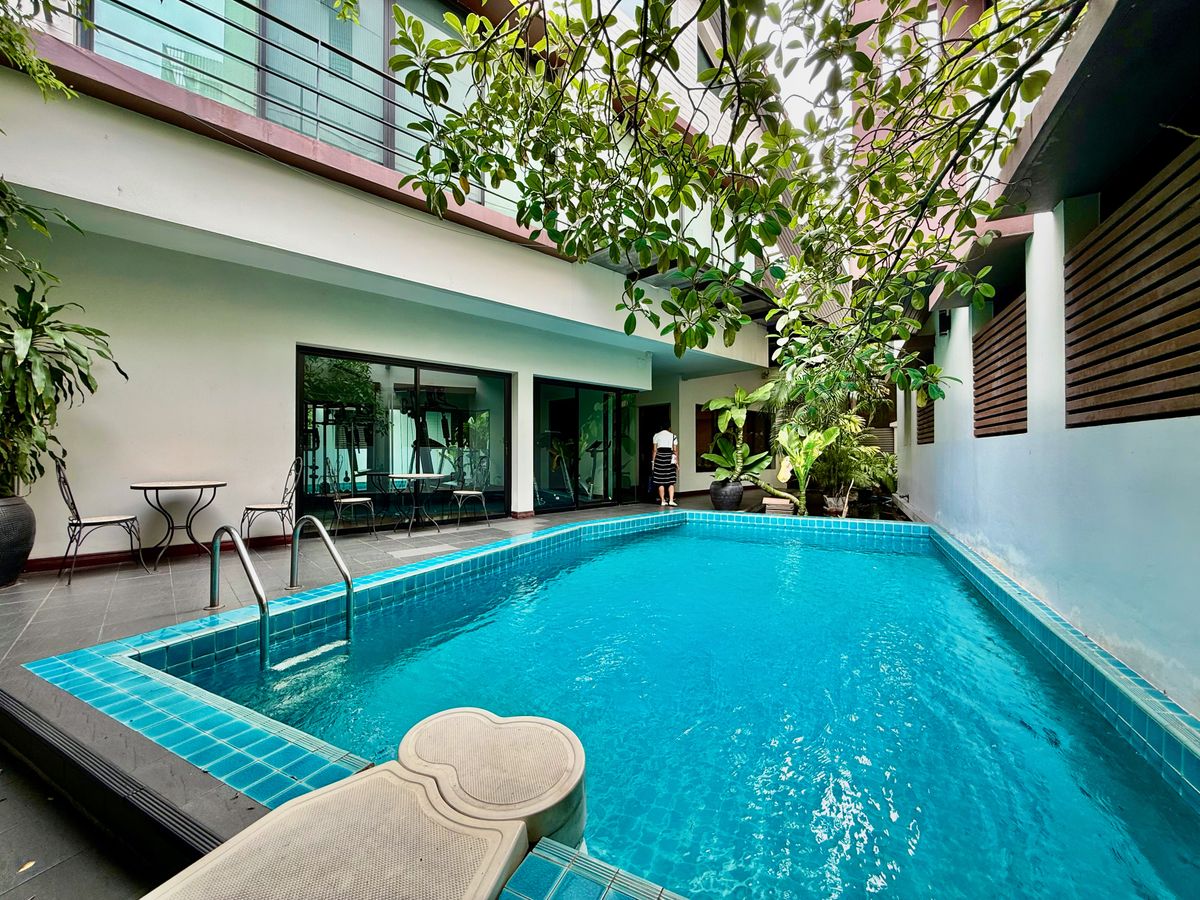 For SaleHotel&Apartment BusinessSukhumvit, Asoke, Thonglor : Apartments for sale“ Ban Sasida “4 Building, 229 sq.w. 1240 sq. meters, Sukhumvit 24