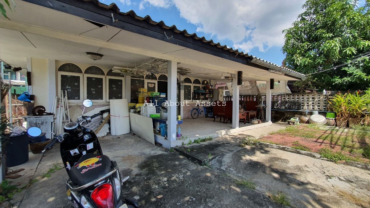 ขายบ้านวิภาวดี ดอนเมือง หลักสี่ : บ้านเดี่ยว 1 ชั้น มบ.ธนินทร ดอนเมือง ริมถนนวิภาวดี-รังสิต อยู่ง่าย ไม่ต้องเหนื่อยขึ้น-ลง ได้เนื้อที่เน้นๆ หน้าบ้าน ราคาไม่แรง! 