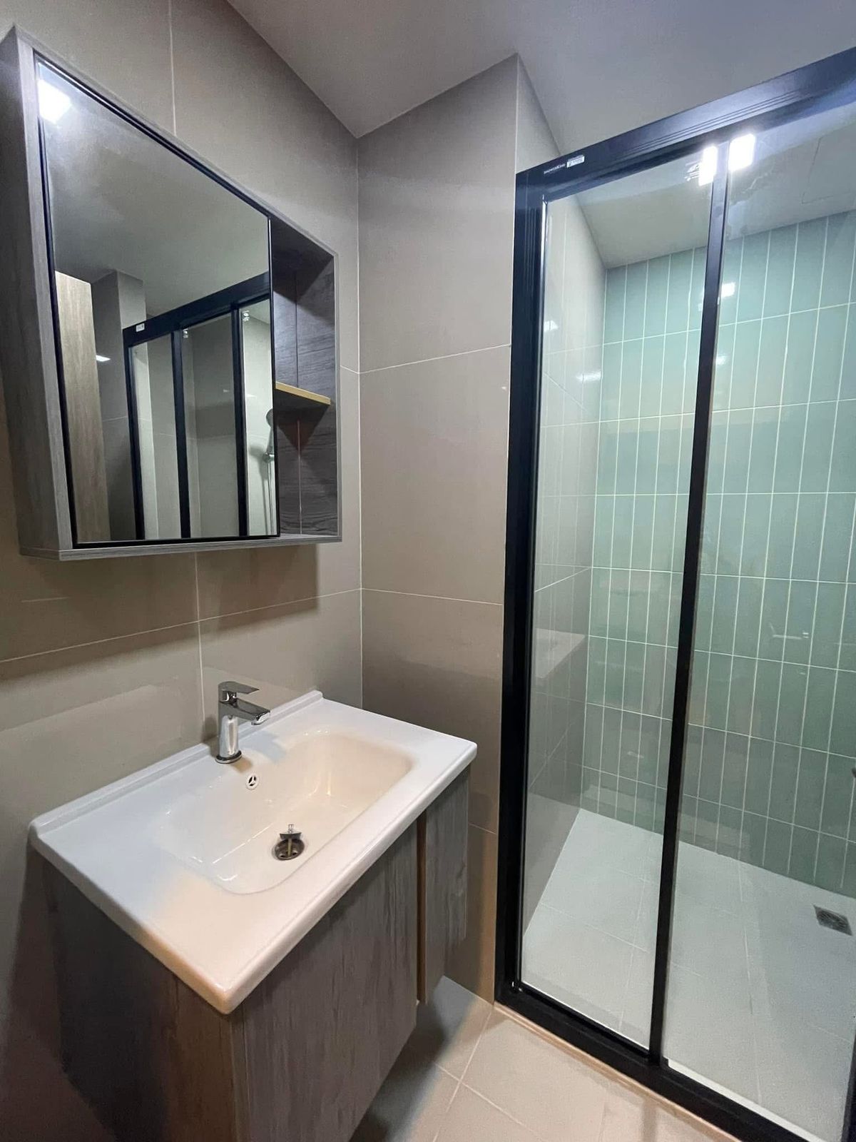 For RentCondoBangna, Bearing, Lasalle : For rent 📍 THE MUVE Bangna 📍 Fully furnished and equipped, near Burapha Withi Expressway