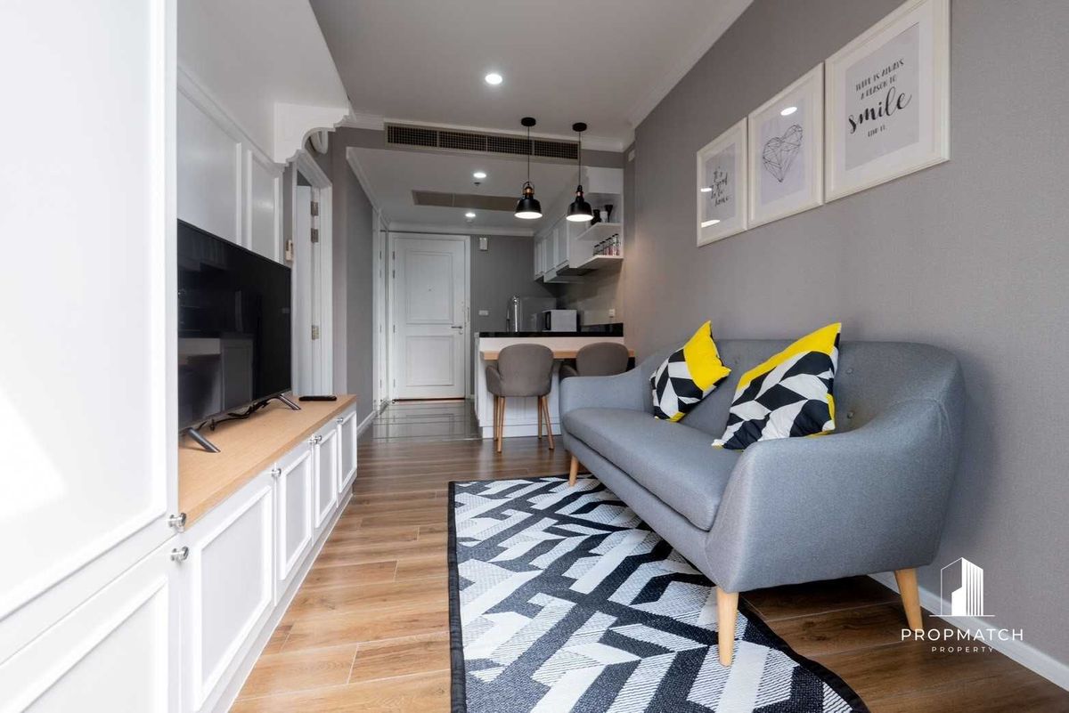 For RentCondoSapankwai,Jatujak : ✨flash deal ✨onyx Phahonyothin (1Bed 1Bath 40.28SQM.) Completely decorated !! Only 20,000 baht per month Tel.0981315848 @PropMatch