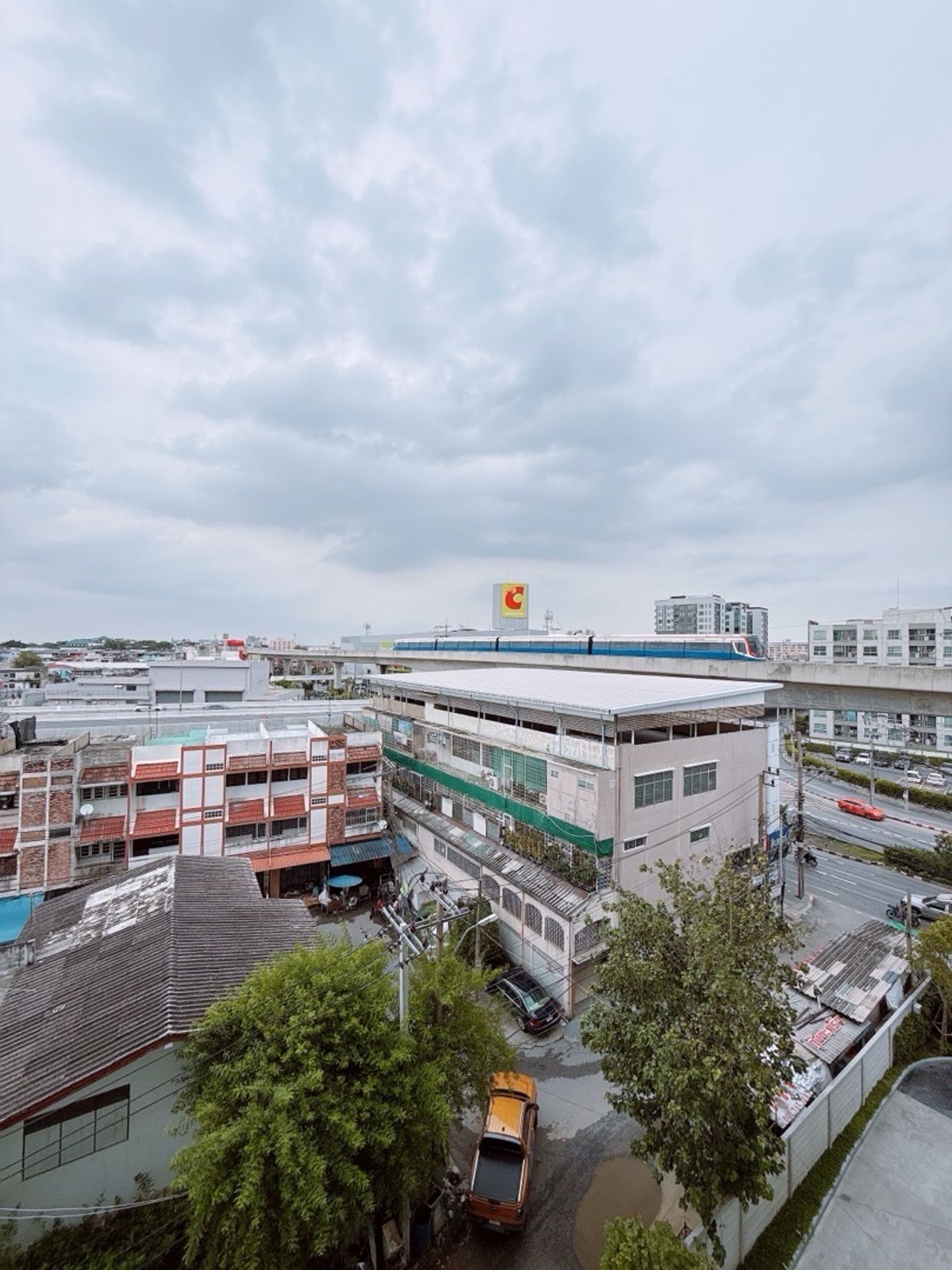 ขายคอนโดวิภาวดี ดอนเมือง หลักสี่ : ผ่อนสบาย 𝟔,𝟗𝟎𝟎/เดือน ถูกกว่าเช่า ฟรีเงินดาวน์ 𝐎 บาท 𝐒𝐎 𝐎𝐑𝐑𝐈𝐆𝐈𝐍 พหล 69 ห้องใหม่ พร้อมเข้าอยู่ ด่วนนห้องหลุดดาวน์ การันตรี ถูกที่สุด 095-489-8890 กรีน 