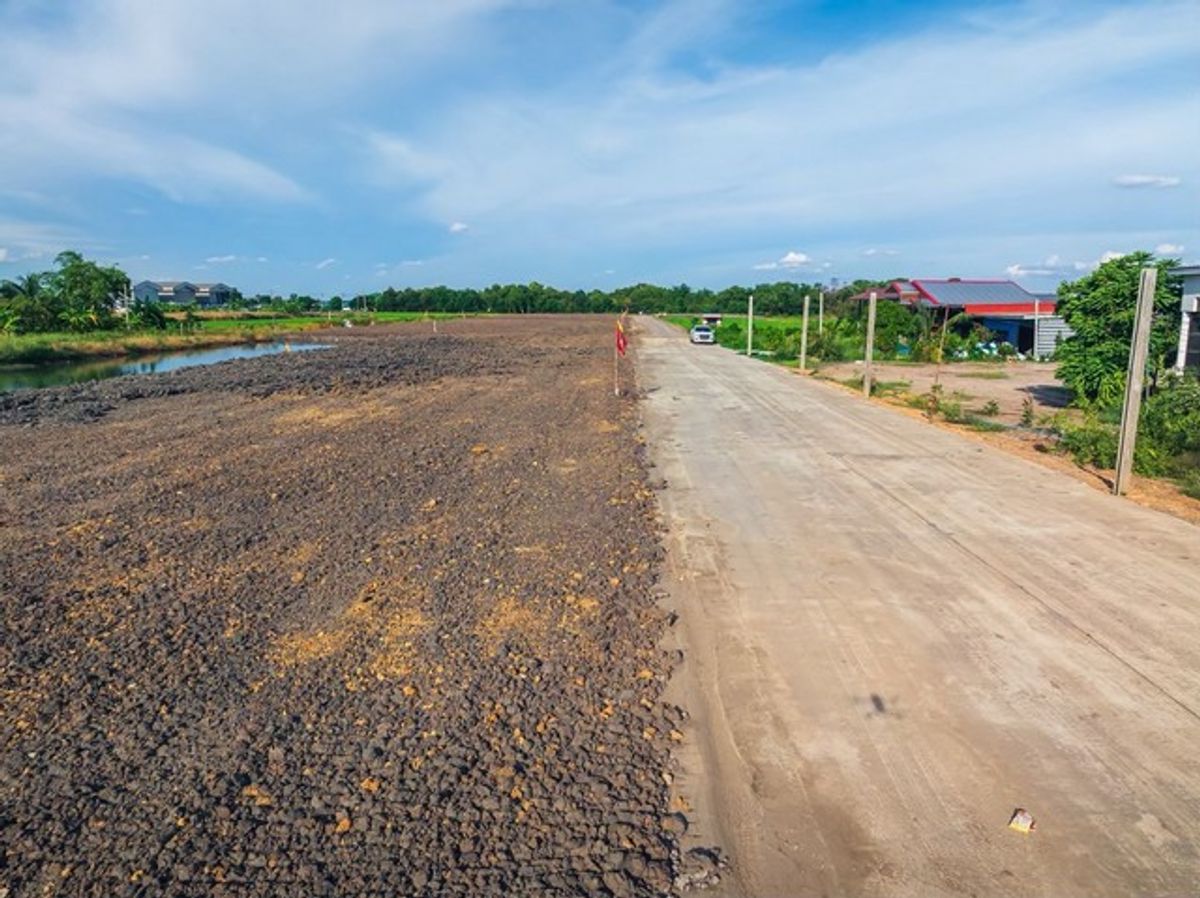 ขายที่ดินปทุมธานี รังสิต ธรรมศาสตร์ : ขายที่ดินแบ่งขาย ปทุมธานี 2 โครงการสำเภาทองแฟคทอรี่แลนด์