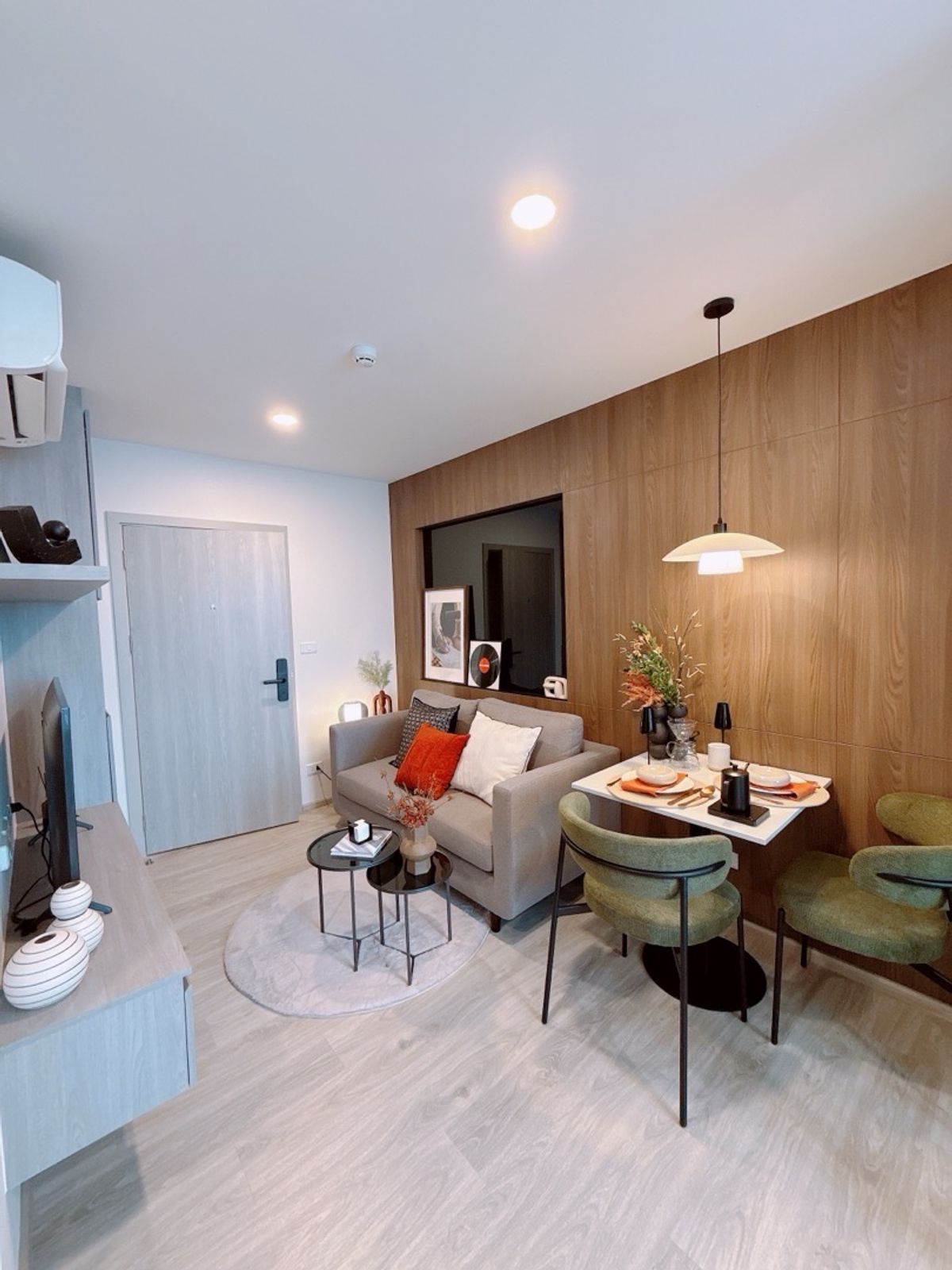 ขายคอนโดวิภาวดี ดอนเมือง หลักสี่ : ผ่อนสบาย 𝟔,𝟗𝟎𝟎/เดือน ถูกกว่าเช่า ฟรีเงินดาวน์ 𝐎 บาท 𝐒𝐎 𝐎𝐑𝐑𝐈𝐆𝐈𝐍 พหล 69 ห้องใหม่ พร้อมเข้าอยู่ ด่วนนห้องหลุดดาวน์ การันตรี ถูกที่สุด 095-489-8890 กรีน 