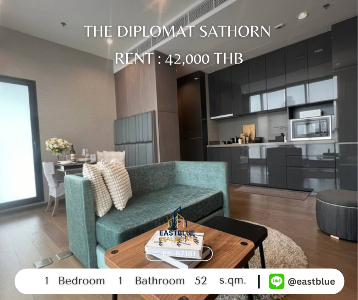 ให้เช่าคอนโดสาทร นราธิวาส : เช่า The Diplomat Sathorn 1 นอน 52 ตร.ม. ใจกลางสีลม 
วิวสระว่ายน้ำ พร้อมฟิตเนส ราคาเพียง 42,000 บ./เดือน!