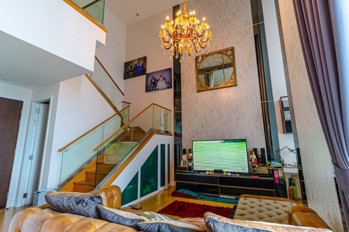 For SaleCondoLadprao, Central Ladprao : Ultimate luxury! 2 bedrooms, 3 bathrooms, size 142 sq.m. at Equinox Phahol-ViphaNear Mo Chit BTS and Phaholyothin MRT for only 25 million!