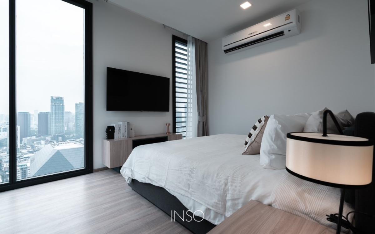 For SaleCondoRatchathewi,Phayathai : 03/04/2026, Experience luxury living in the heart of Phaya Thai!
2 bedrooms, 2 bathrooms, fully equipped with amenities. 0642748883