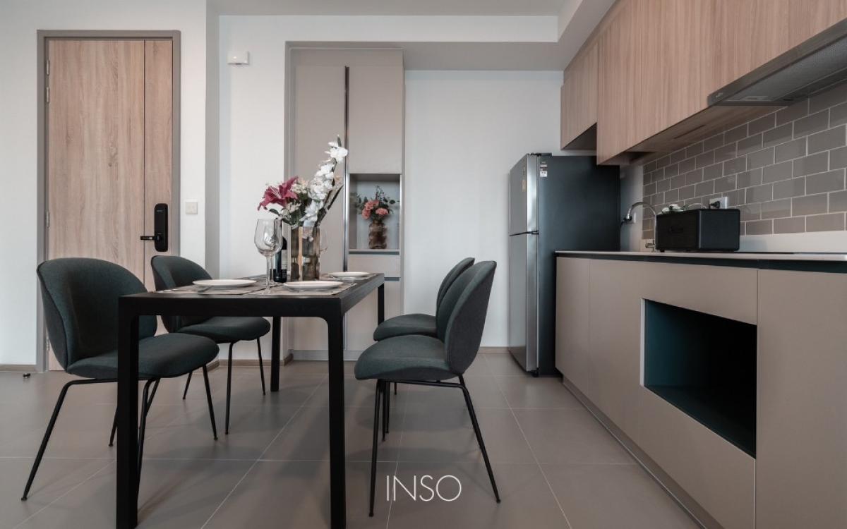 For SaleCondoRatchathewi,Phayathai : 03/04/2026, Experience luxury living in the heart of Phaya Thai!
2 bedrooms, 2 bathrooms, fully equipped with amenities. 0642748883