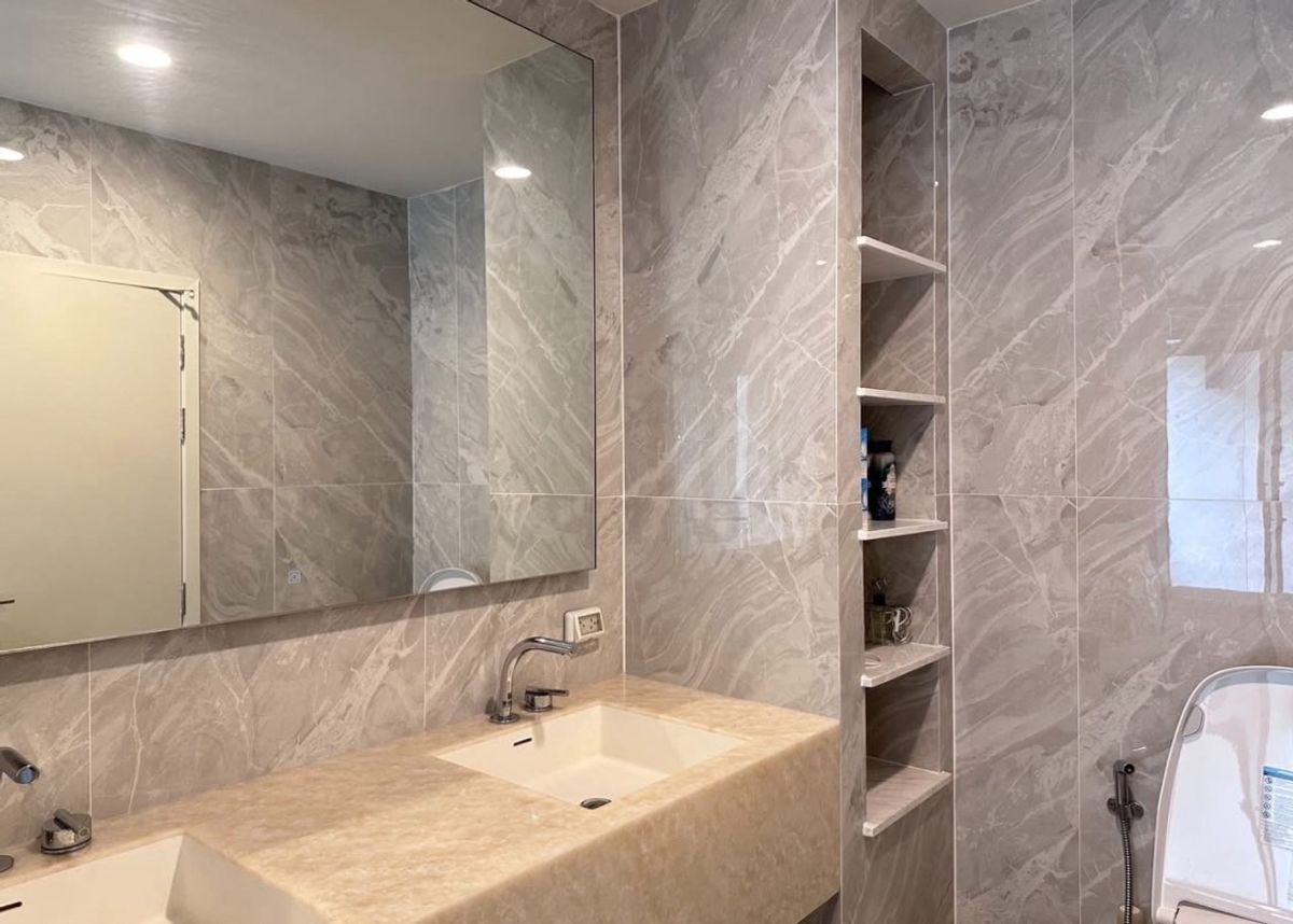 For RentTownhomeRama3 (Riverside),Satupadit : Townhouse for rent 🔥 Demi Sathu 49 🔥 3 bedrooms, 4 bathrooms, fully furnished and equipped with appliances.