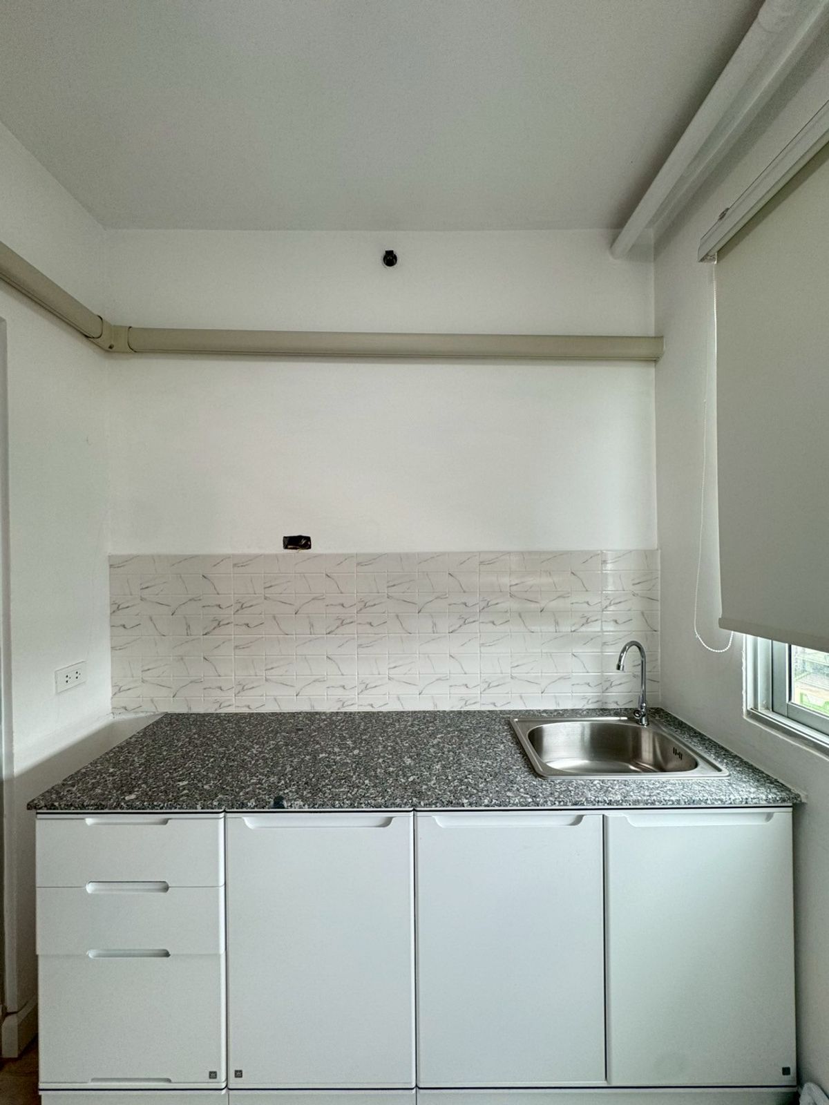 For RentCondoPattanakan, Srinakarin : Condo for rent, Supalai Park, Srinakarin, studio room, ready to move in Next to the Yellow Line ✨