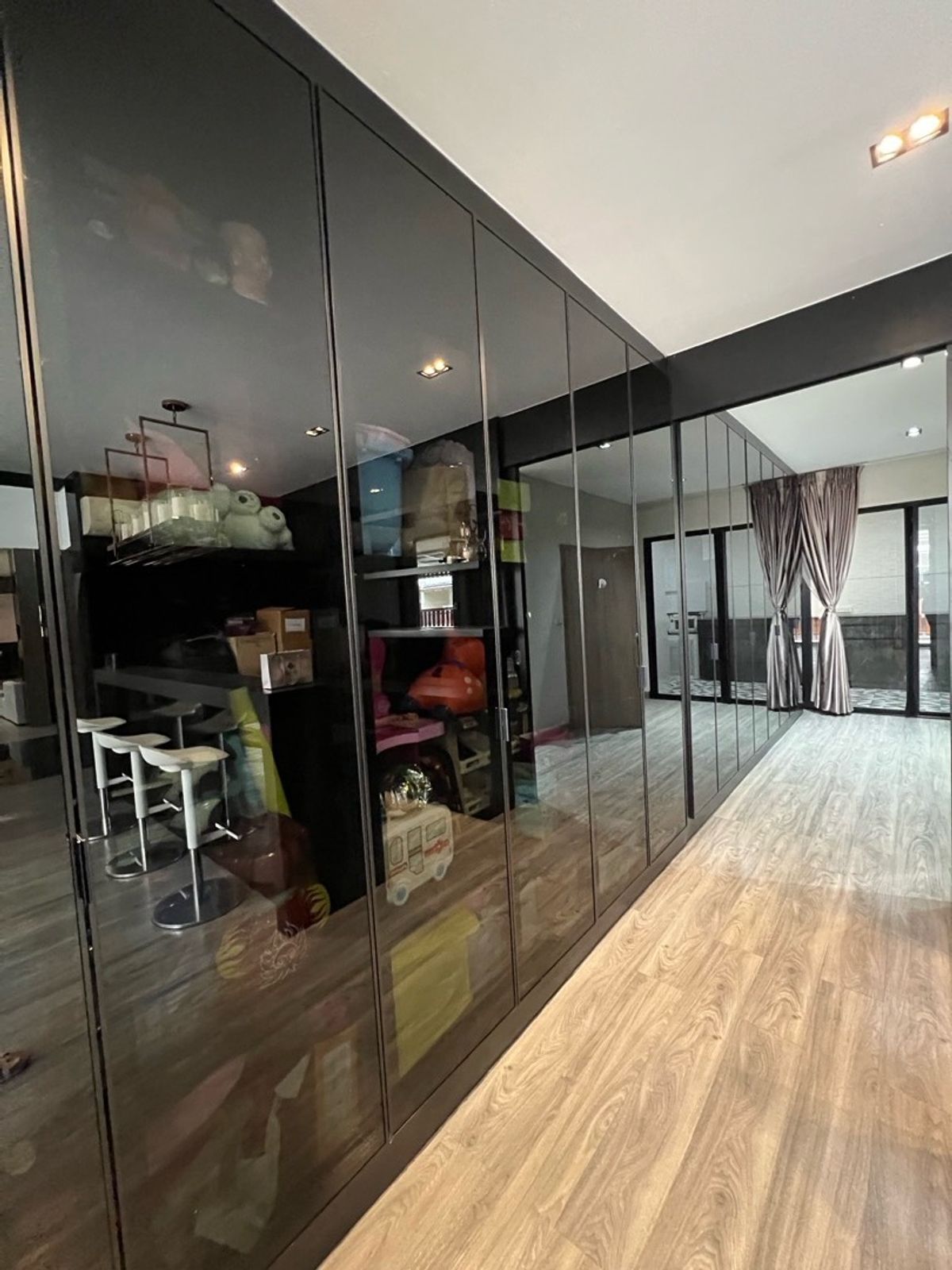 TownhomeSathorn, Narathiwat : 🔥 Selling and renting a house in good condition, beautiful decoration, good location, 3 houses next to the corner with parking