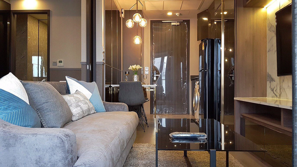 คอนโดสุขุมวิท อโศก ทองหล่อ : ✨ GT15937 |  คอนโด Ashton Asoke เดินทางสะดวก ใกล้รถไฟฟ้าบีทีเอส มีรถรับส่ง ห้องสวย เฟอร์นิเจอร์ครบ พร้อมอยู่