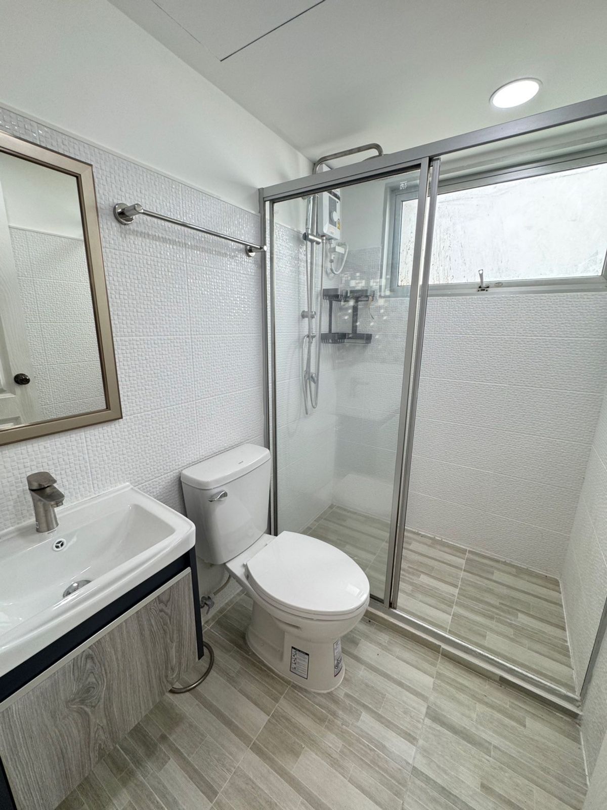 For RentCondoPattanakan, Srinakarin : Condo for rent, Supalai Park, Srinakarin, studio room, ready to move in Next to the Yellow Line ✨