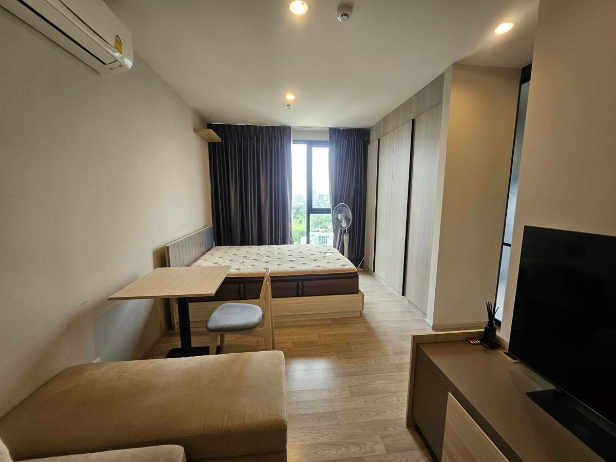 For RentCondoBangna, Bearing, Lasalle : Ideo Mobi Sukhumvit EastPoint condo for rent. Completely decorated with a BTS Bangna BTS BTS only 250 meters !!