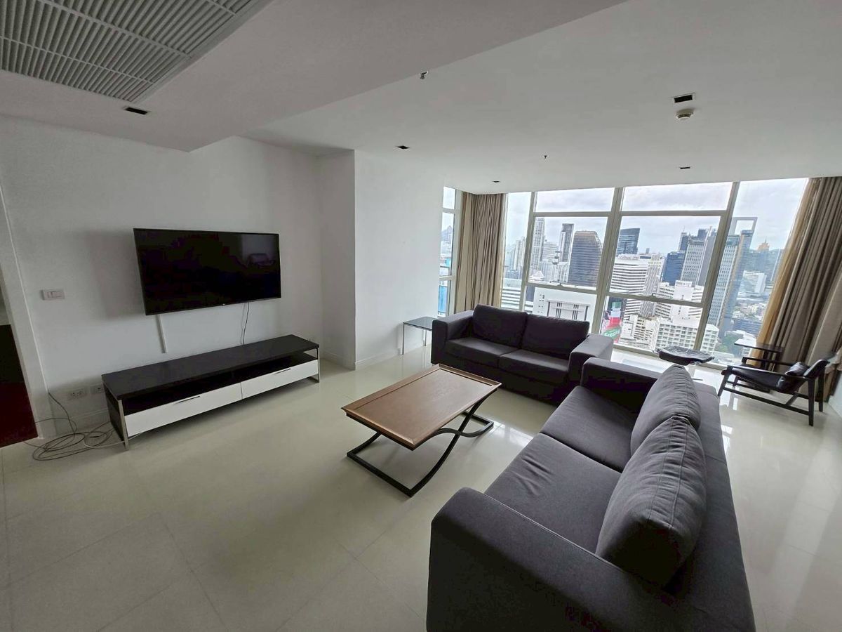 ให้เช่าคอนโดวิทยุ ชิดลม หลังสวน : ▲ Athenee Residence ▲ 150K | 196 sq.m. | 3 beds 3 baths | City view | 086-9299929 Punny