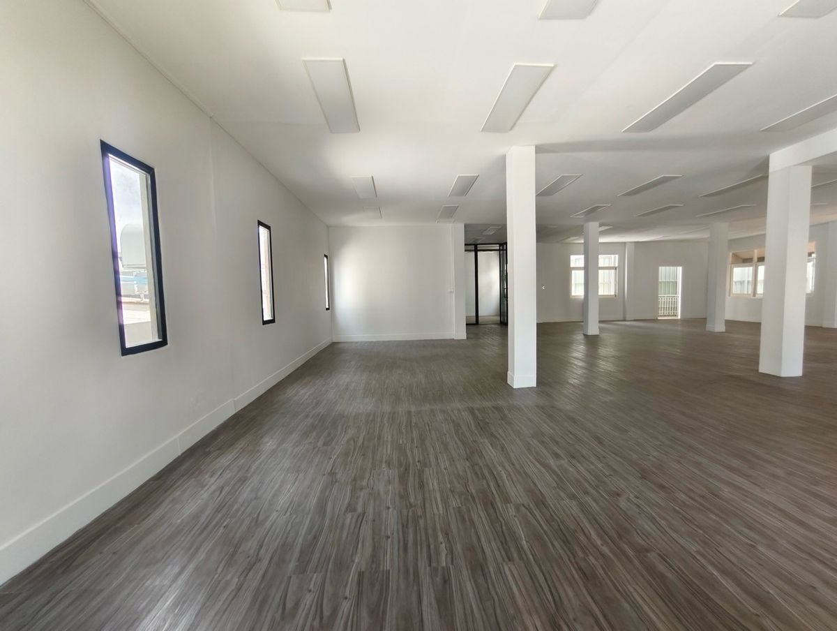 ให้เช่าสำนักงานสีลม ศาลาแดง บางรัก : ให้เช่า ออฟฟิศสำนักงาน 196 ตร.ม. สีลม - สาทร ใกล้ รถไฟฟ้า BTS ศาลาแดง 400 เมตร ทำเลดีมาก | For Rental - Office Space 196 sq.m. for Your Business at Silom - Sathorn , Closed to BTS Saladaeng 400 Meters , Prime Location on CBD