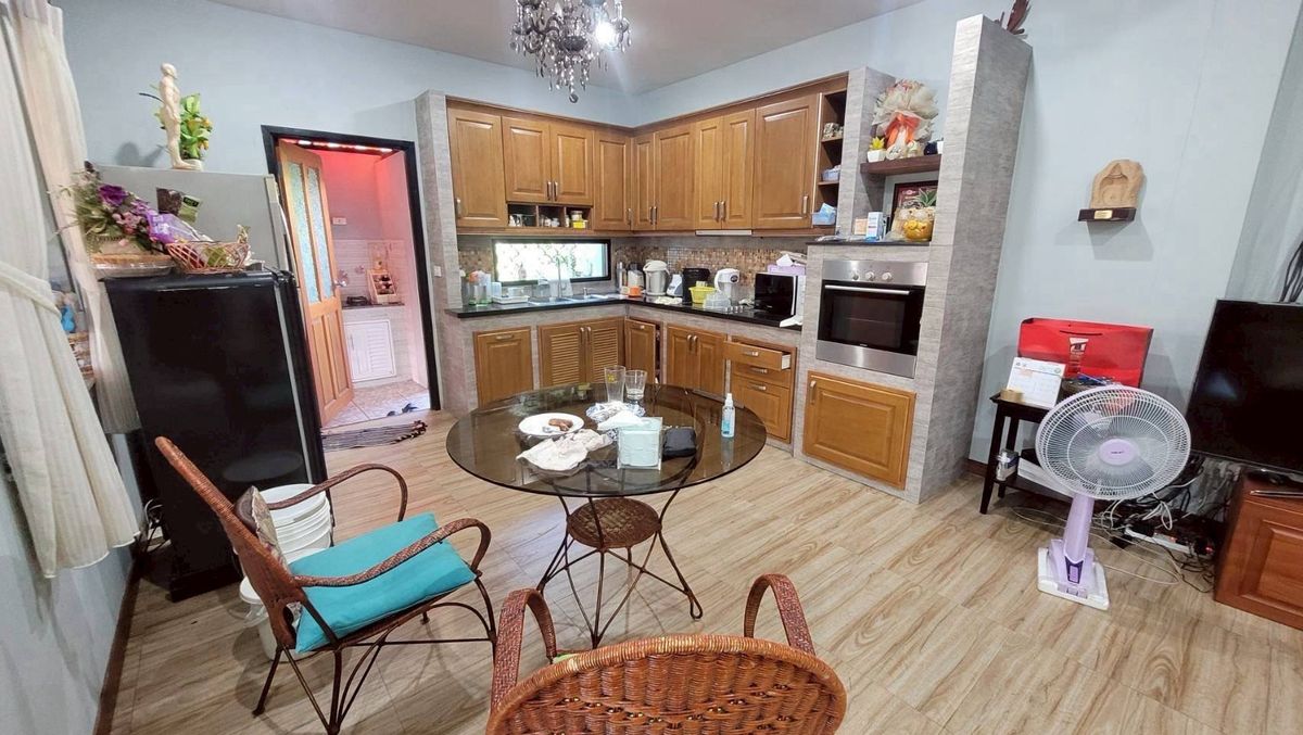 For SaleHousePattaya, Bangsaen, Chonburi : 🏡 Single-Storey Detached House for Sale pattaya📍 Land size: 268 sq.m. (67 sq.wah)