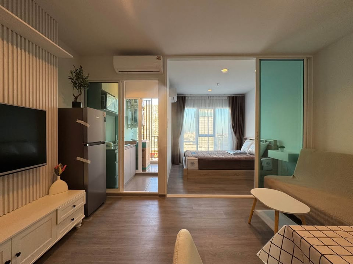 For RentCondoBangna, Bearing, Lasalle : 🔥 For rent Regent Home Bangna 🔥 📍 near BTS Bangna 🚆 convenient travel