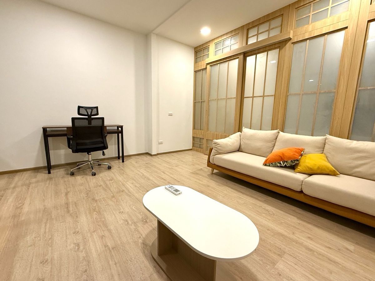 For RentCondoRatchathewi,Phayathai : Urgent Rent! Beautiful Room Special Price! XT Phayathai - 1 Bed, 1 Bath - 42 Sq.M.